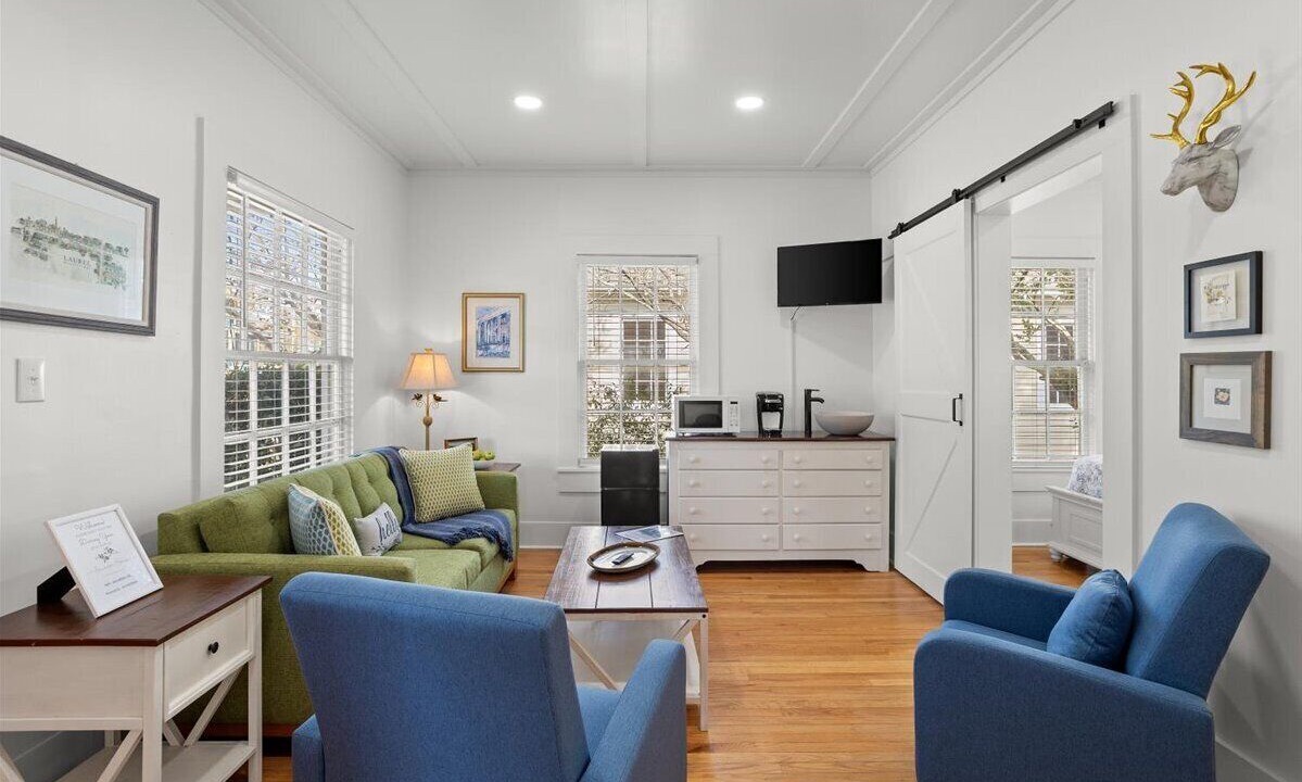 Photo of Livingroom in Laurel