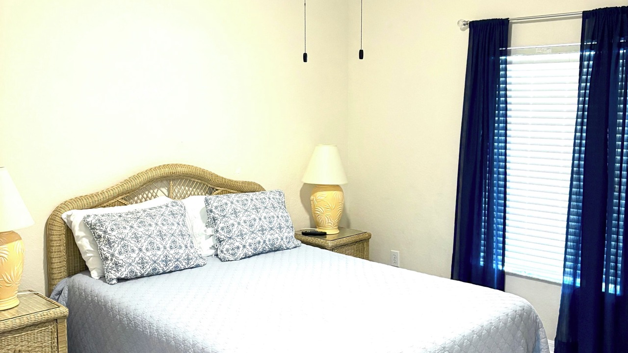 Photo of Bedroom in Bahama Bay