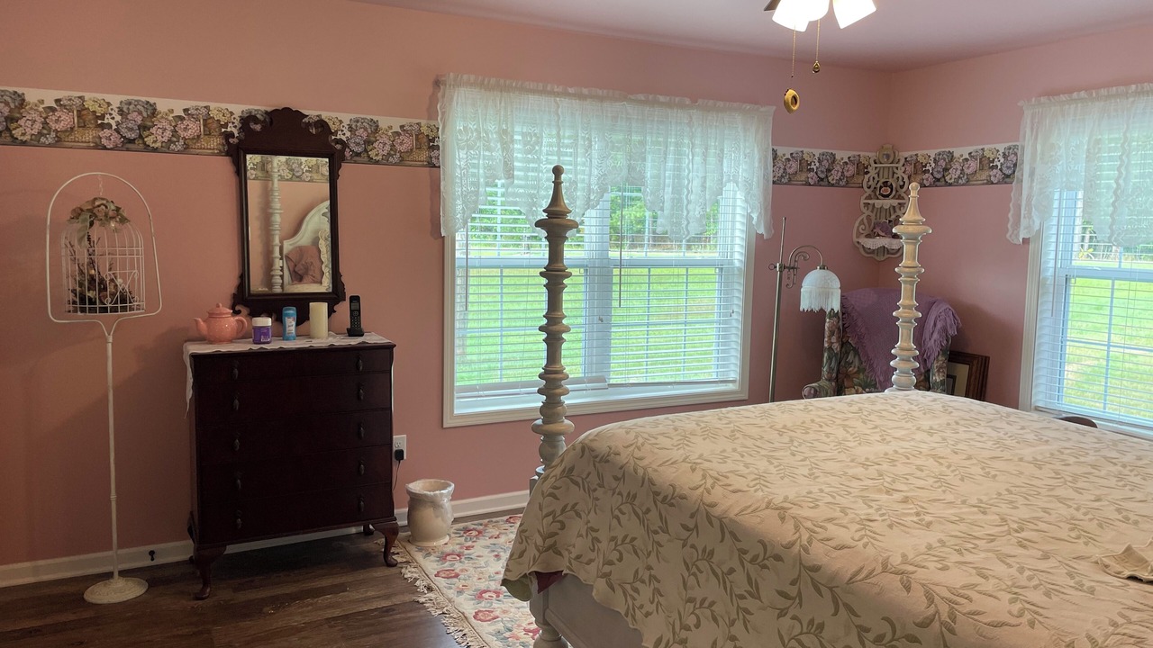 Photo of Bedroom in Eatonton