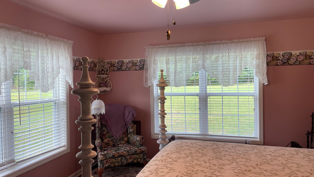 Photo of Bedroom in Eatonton