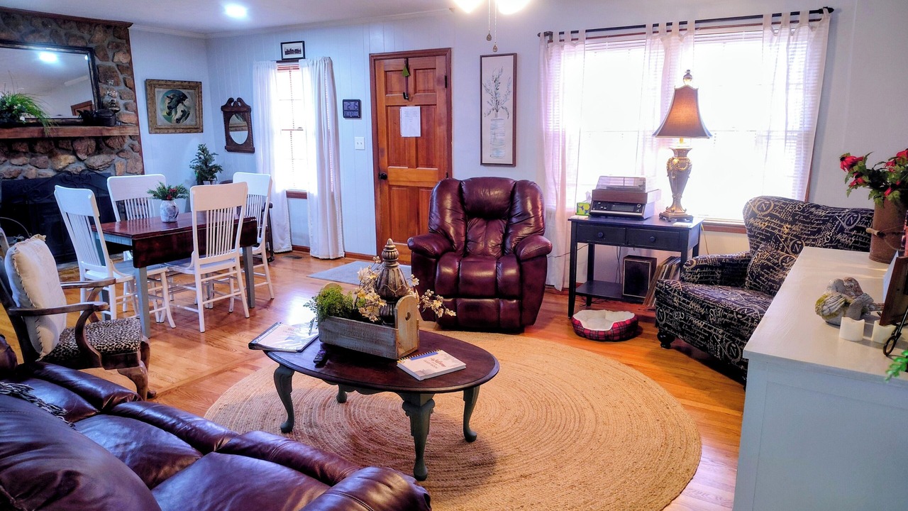 Photo of Livingroom in Upatoi
