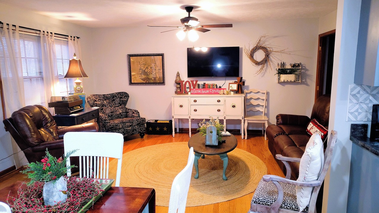 Photo of Livingroom in Upatoi