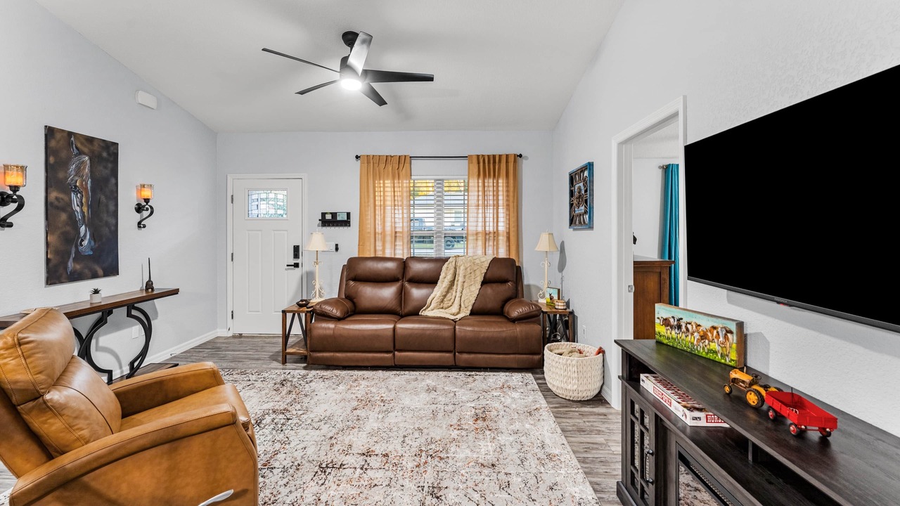 Photo of Livingroom in Fellowship