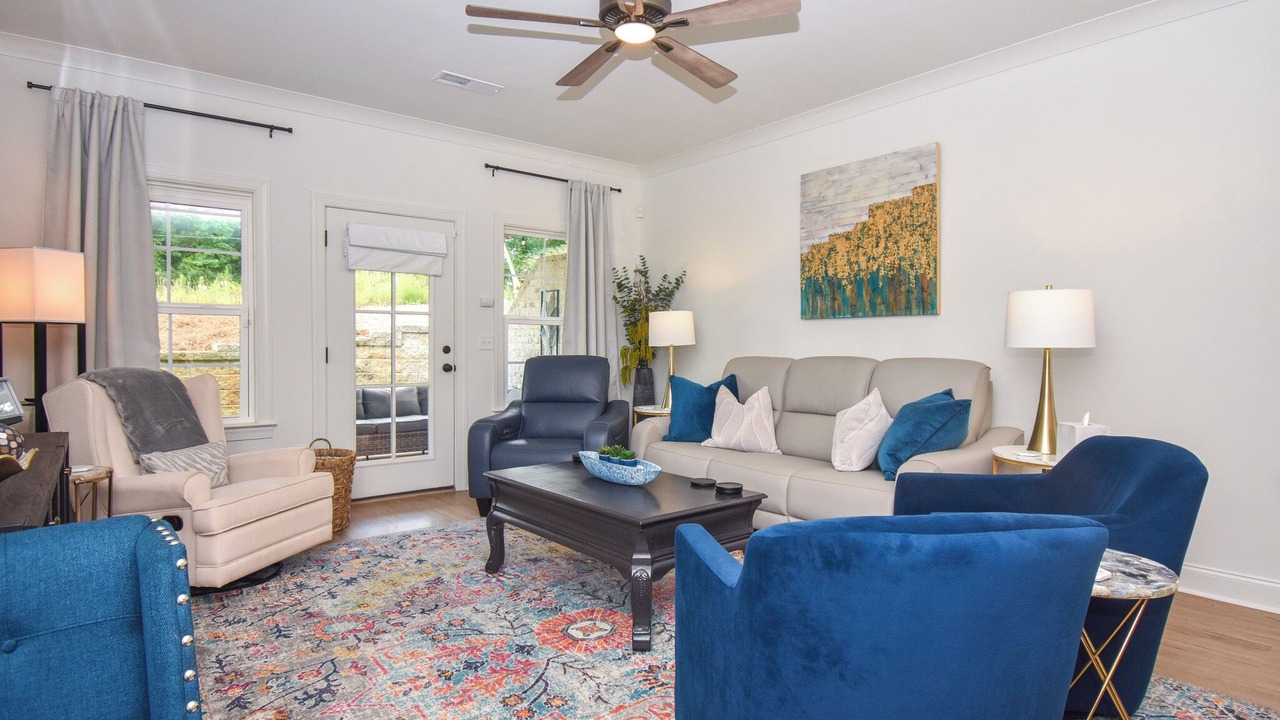 Photo of Livingroom in Auburn - Opelika