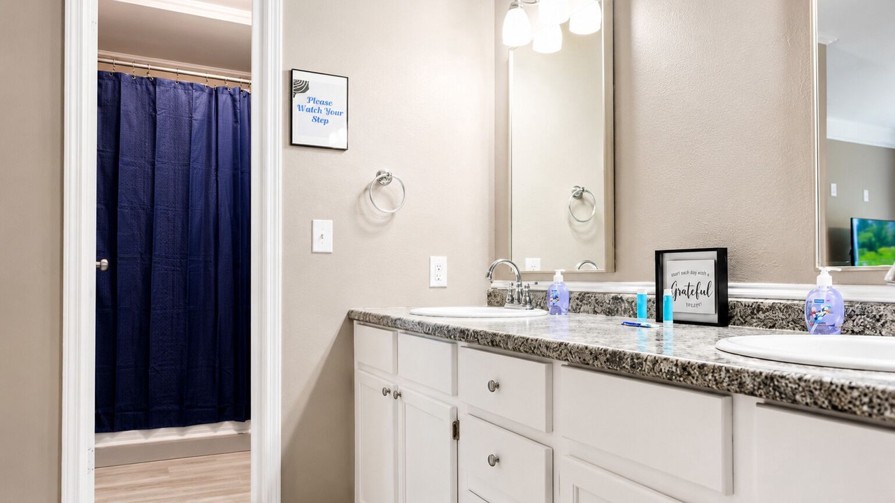 Photo of Bathroom in Hattiesburg