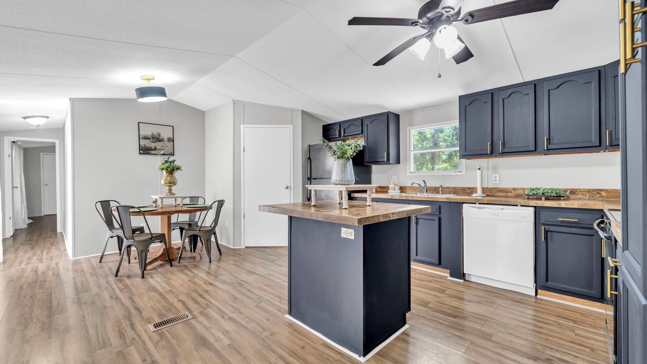 Photo of Kitchen in Baker
