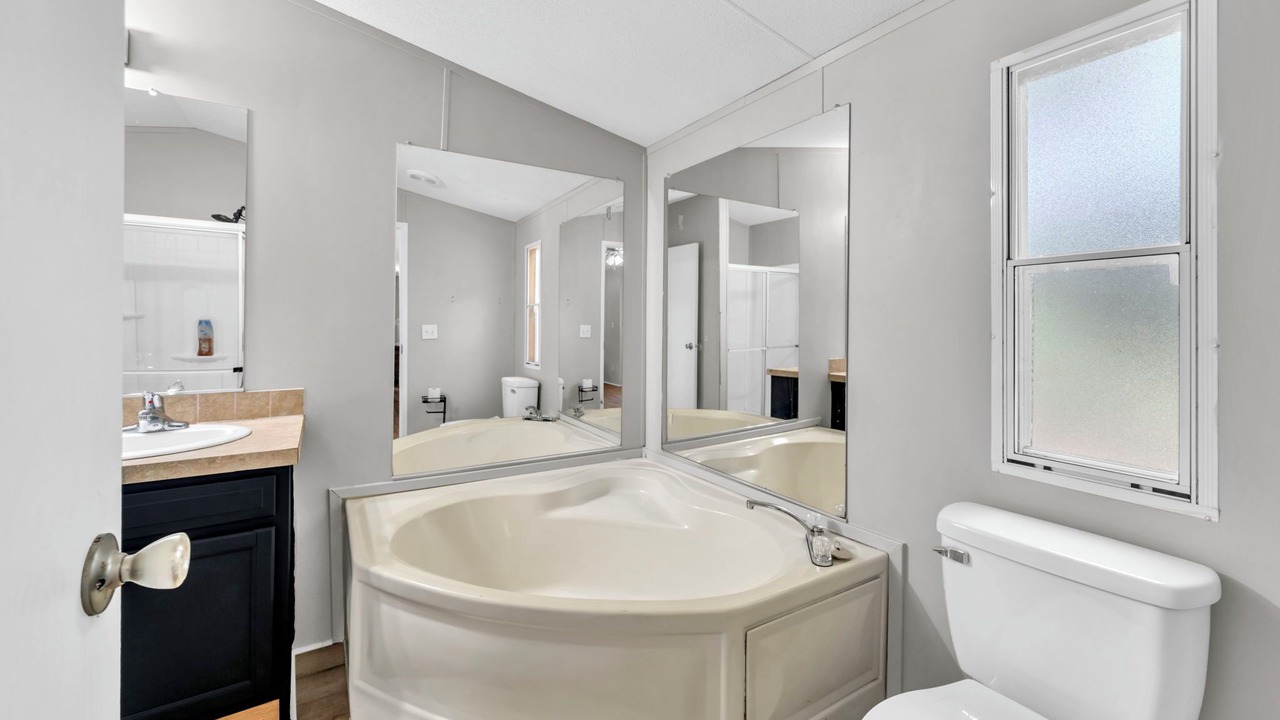 Photo of Bathroom in Baker