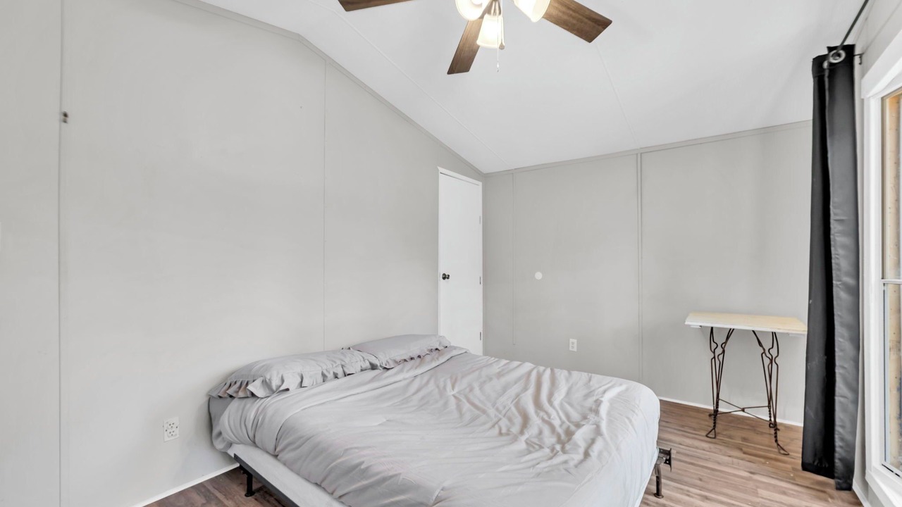 Photo of Bedroom in Baker