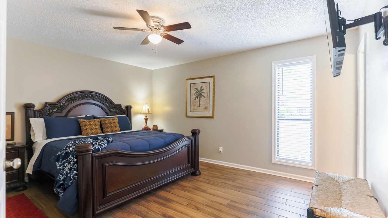 Photo of Bedroom in Valdosta