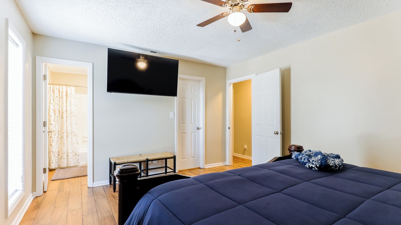 Photo of Bedroom in Valdosta