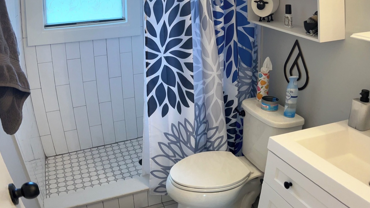 Photo of Bathroom in South Riverside