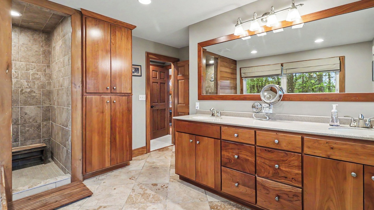 Photo of Bathroom in Manistee