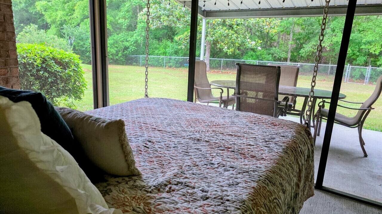 Photo of Bedroom in Ono Island