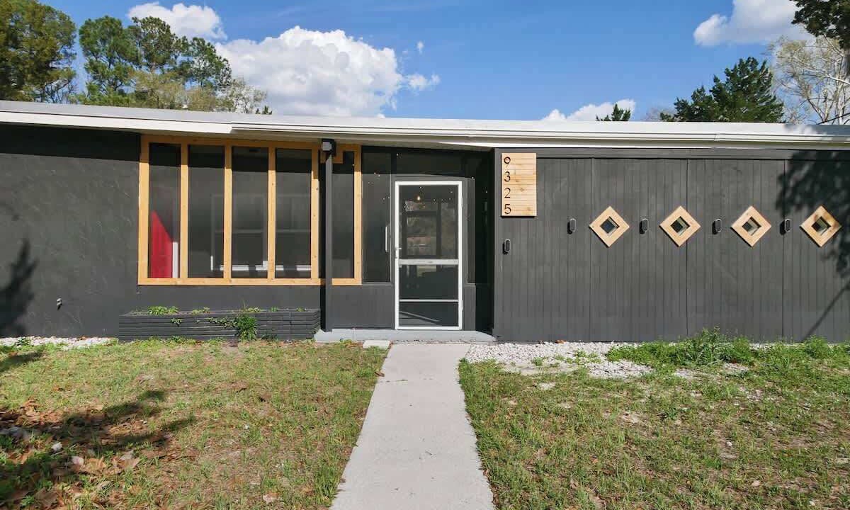 Photo of Outdoor in Gainesville