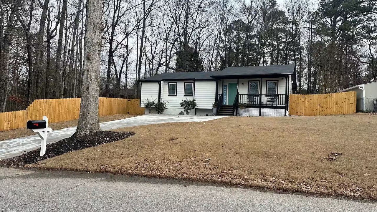 Photo of Outdoor in Austell