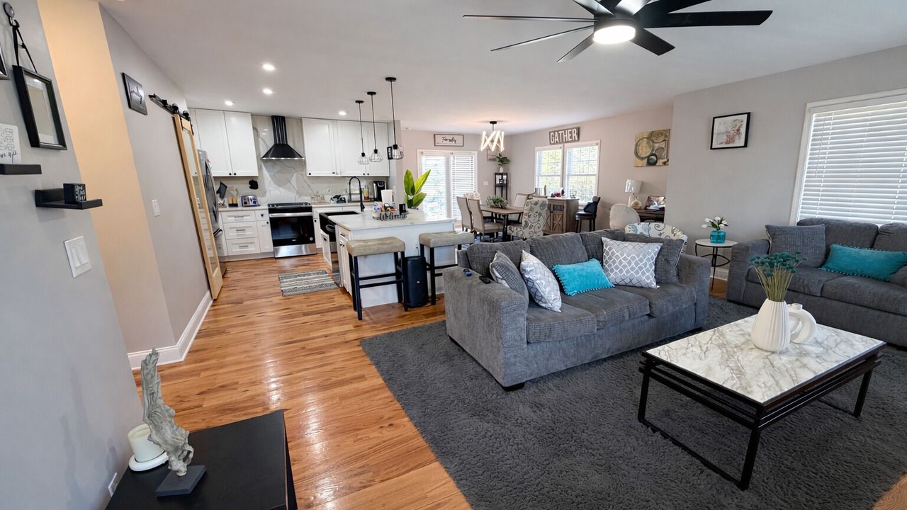 Photo of Livingroom in Westview