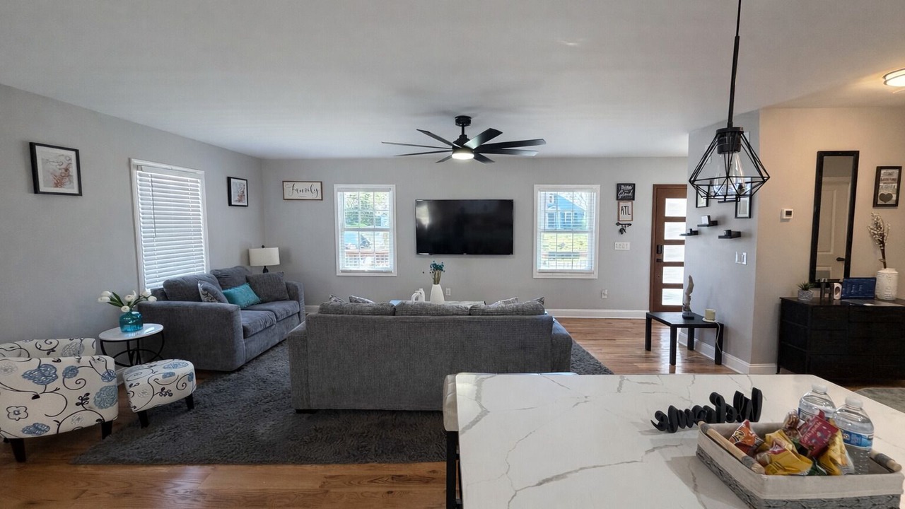 Photo of Livingroom in Westview