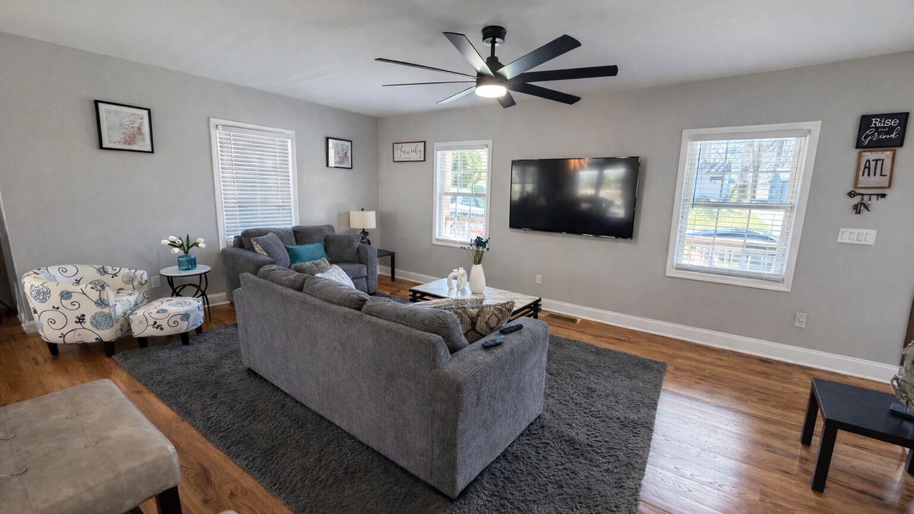 Photo of Livingroom in Westview