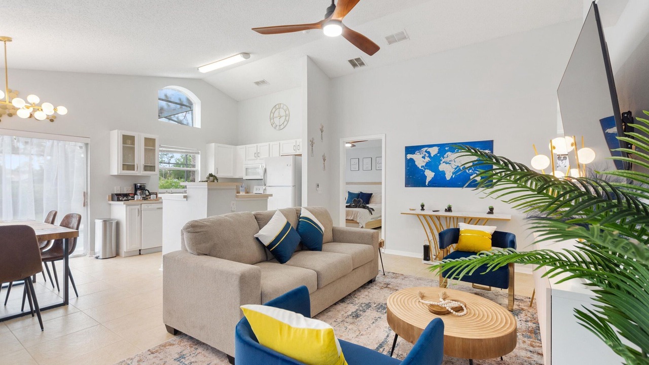 Photo of Livingroom in Haines City
