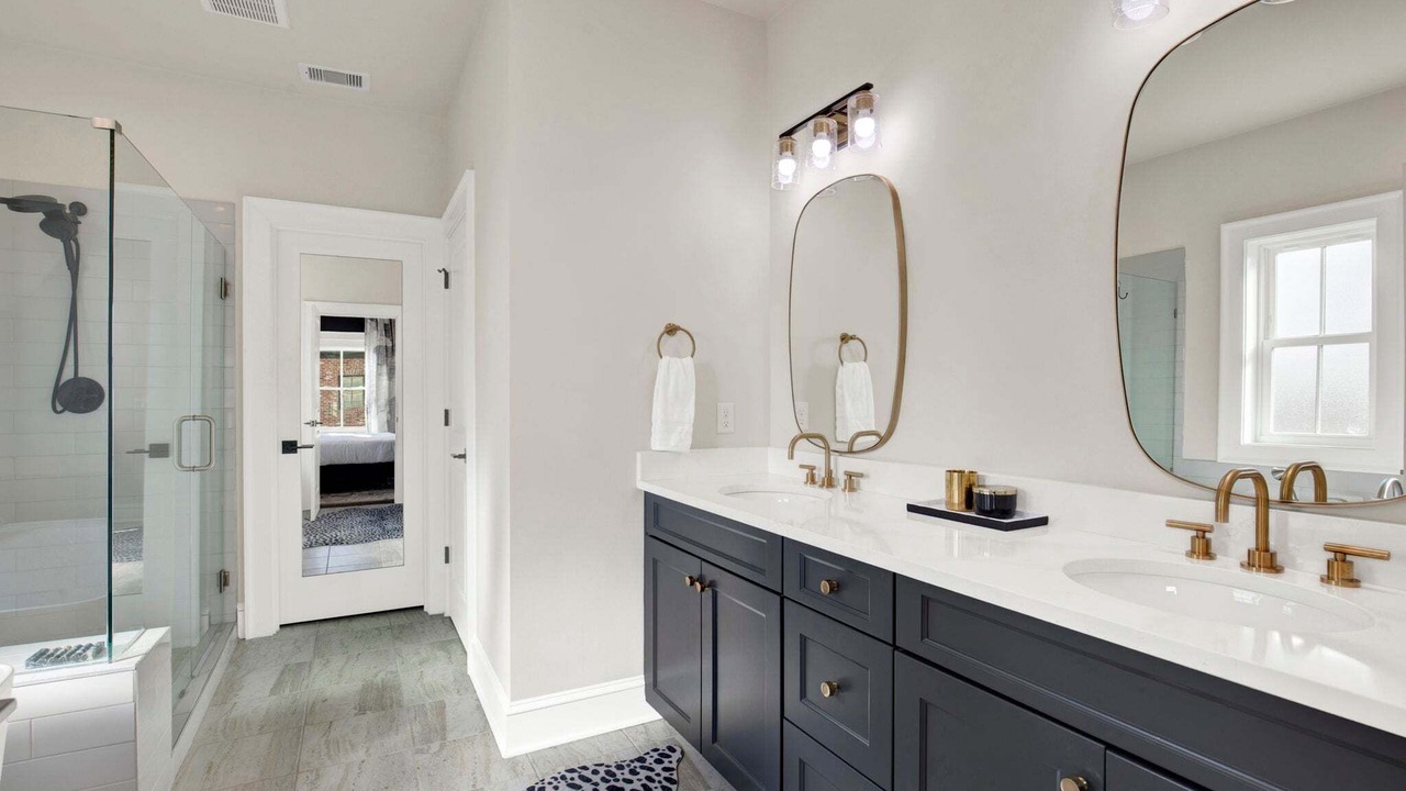Photo of Bathroom in Hitch Village - Fred Wessels Homes