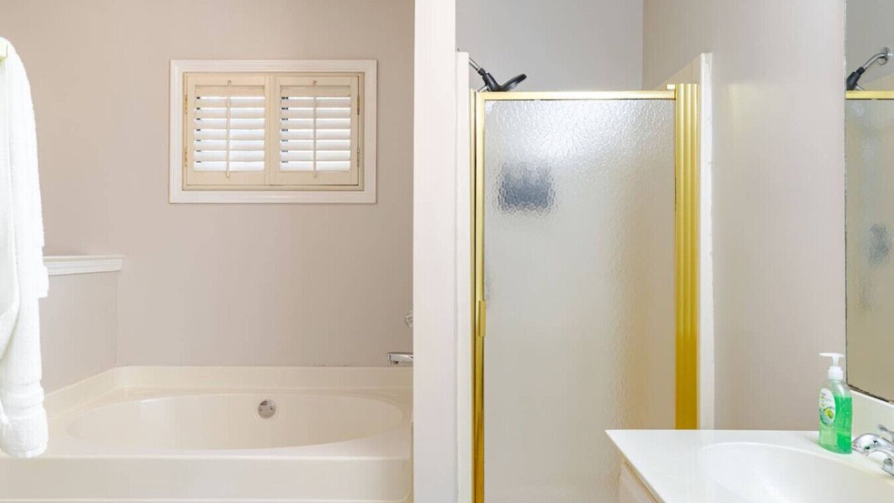 Photo of Bathroom in Gunter Afs