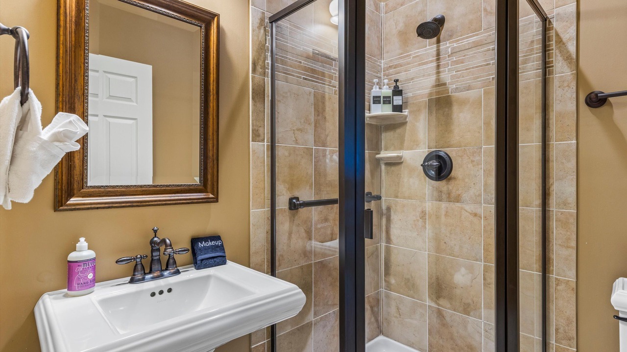 Photo of Bathroom in Little Kowaliga