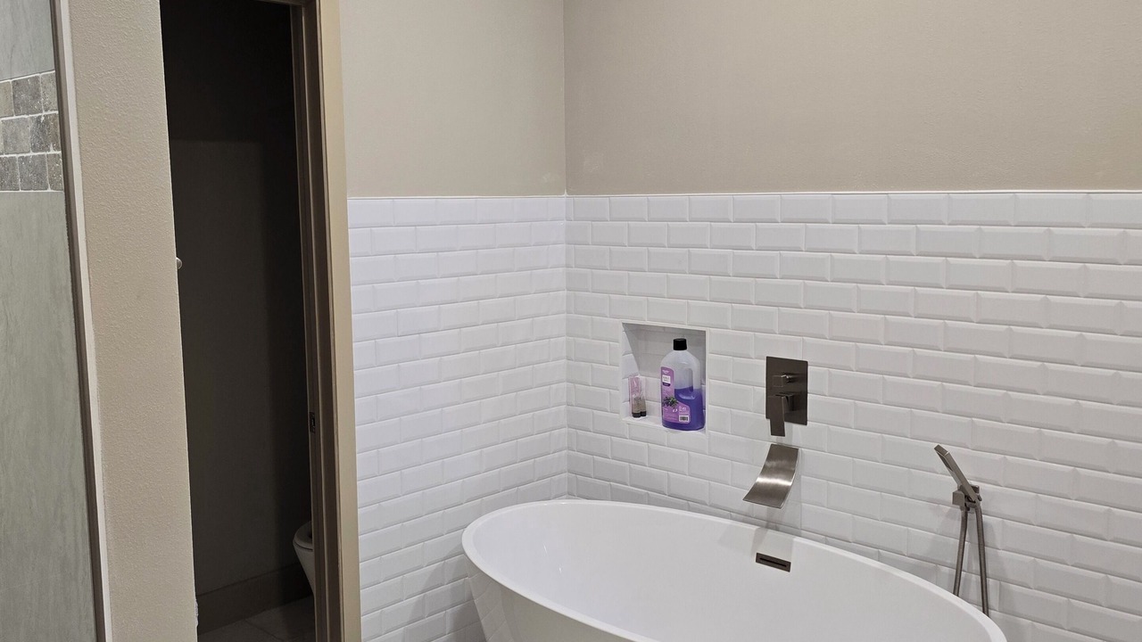Photo of Bathroom in Ore City