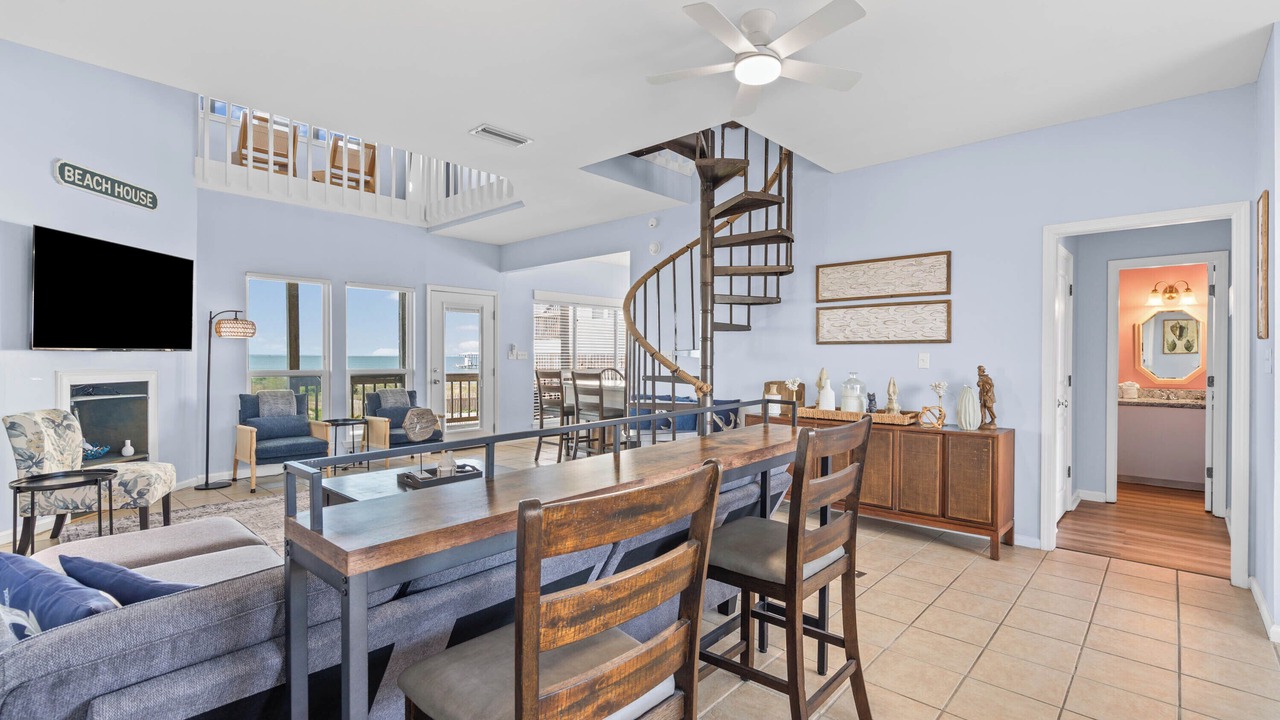 Photo of Livingroom in Dauphin Island