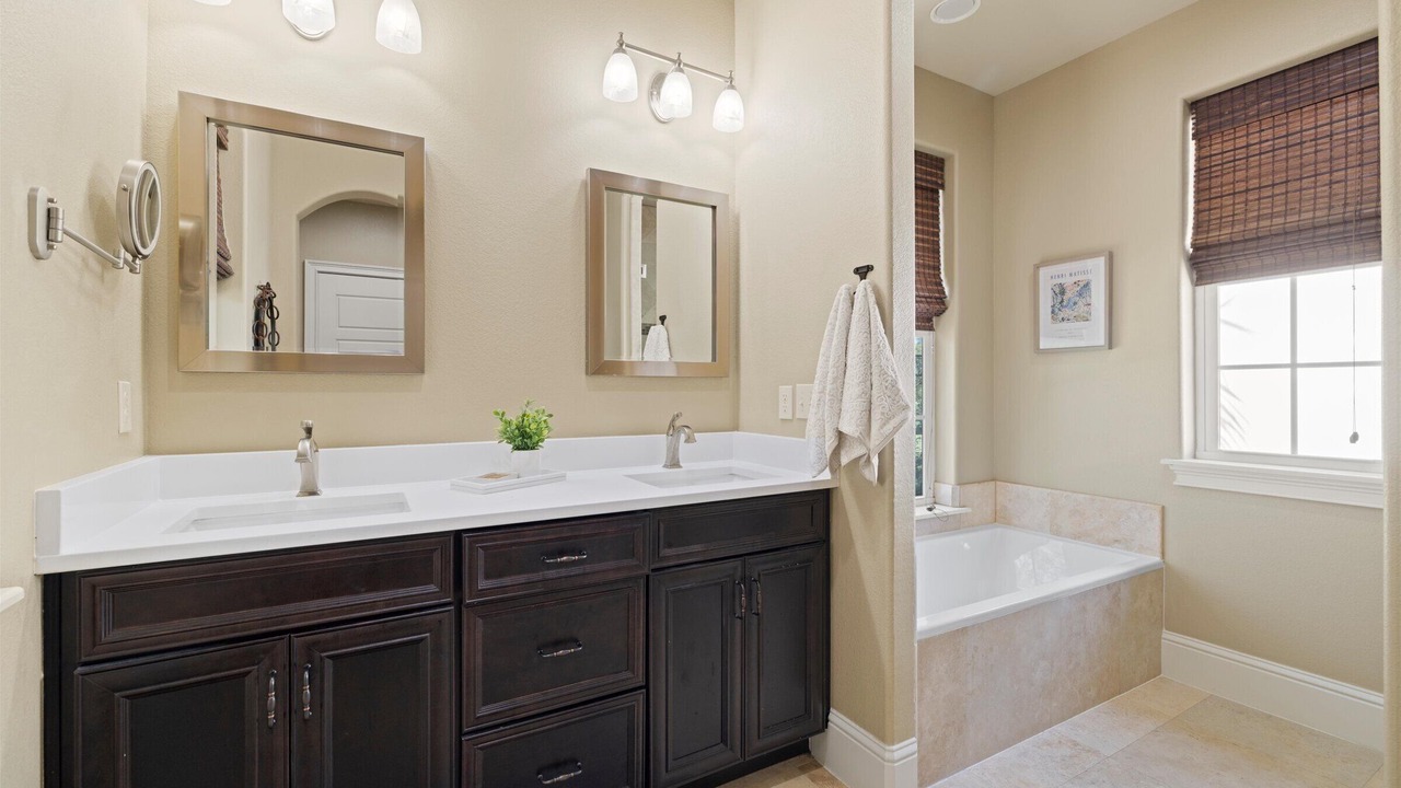 Photo of Bathroom in Villa Lago