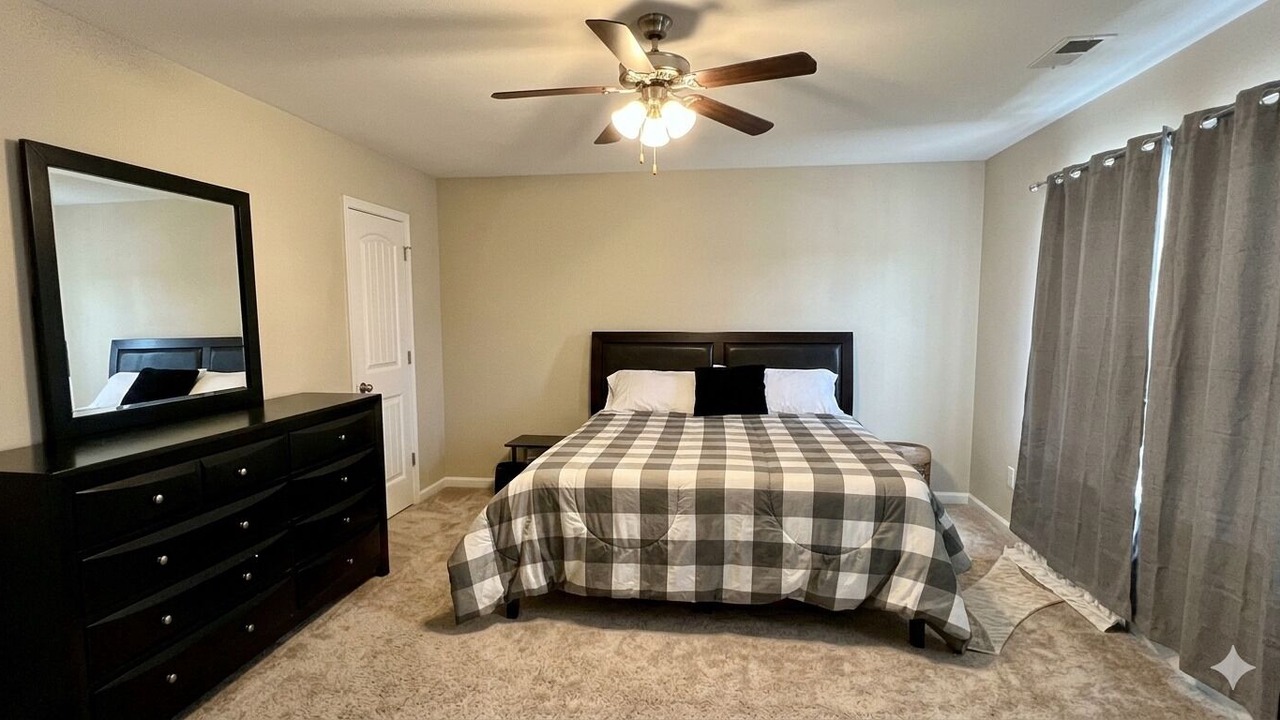 Photo of Bedroom in Grovetown
