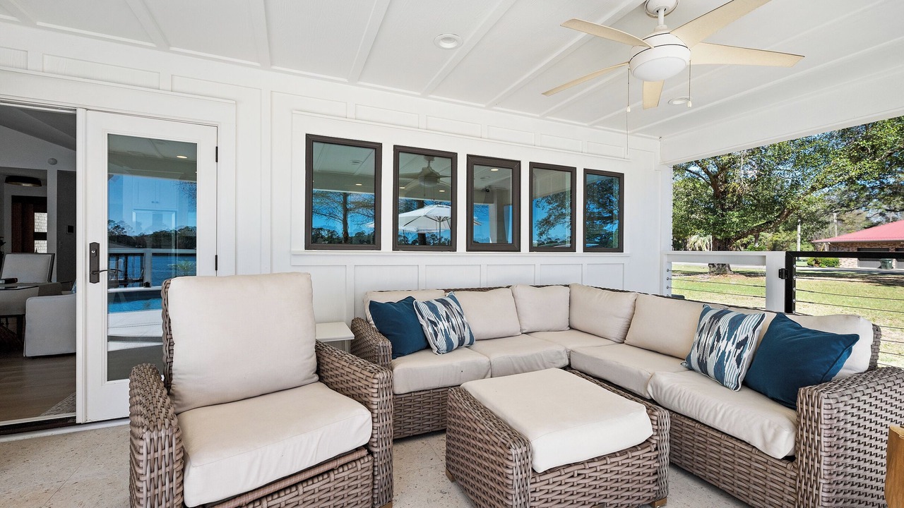 Photo of Livingroom in Ono Island