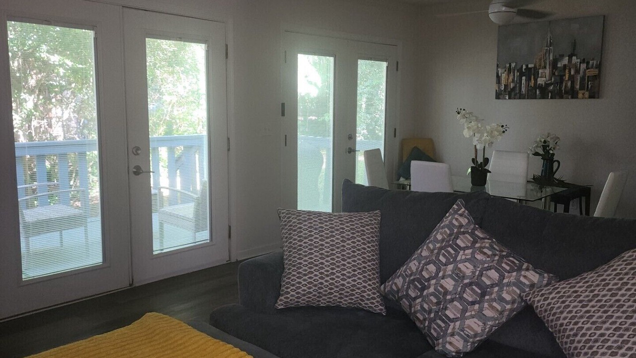 Photo of Livingroom in Decatur