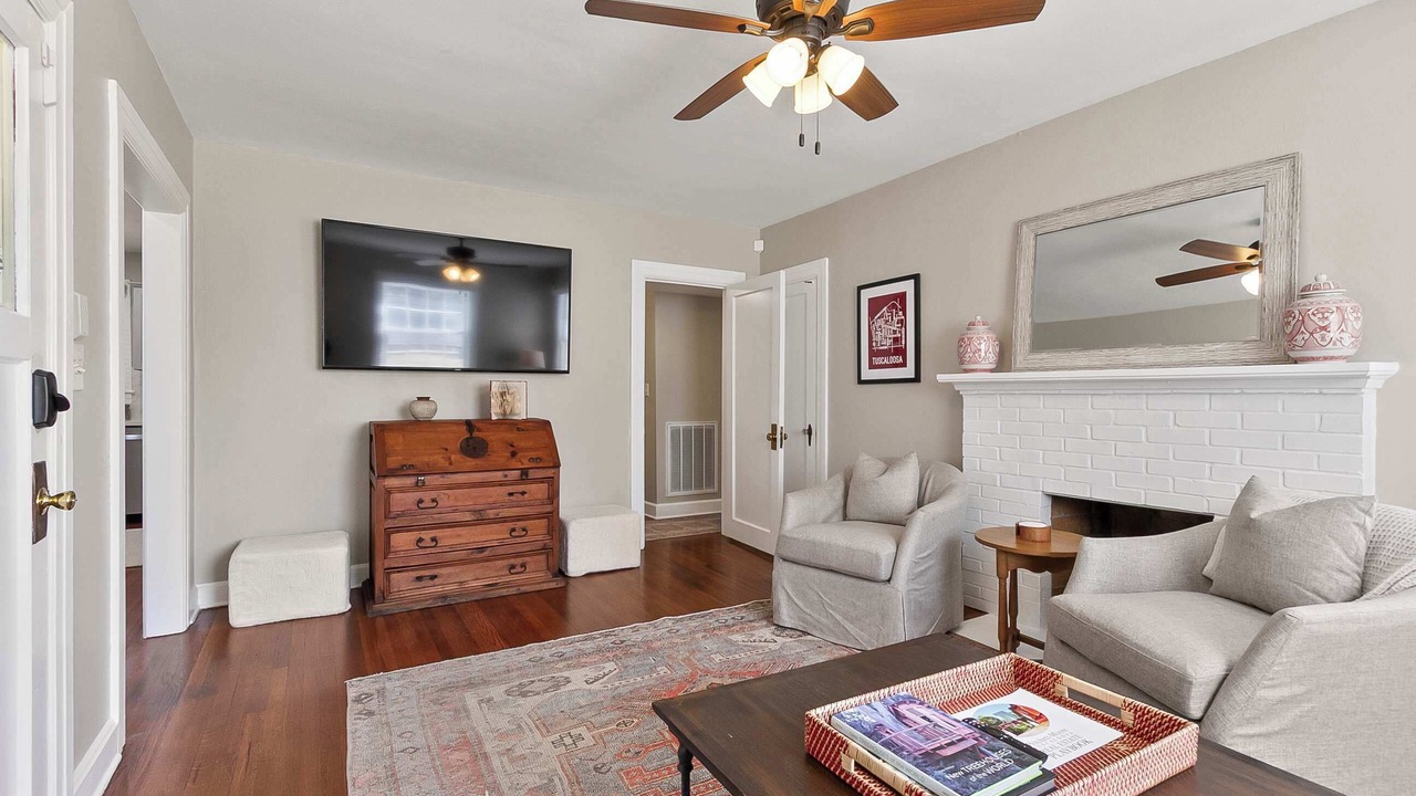 Photo of Livingroom in Tuscaloosa