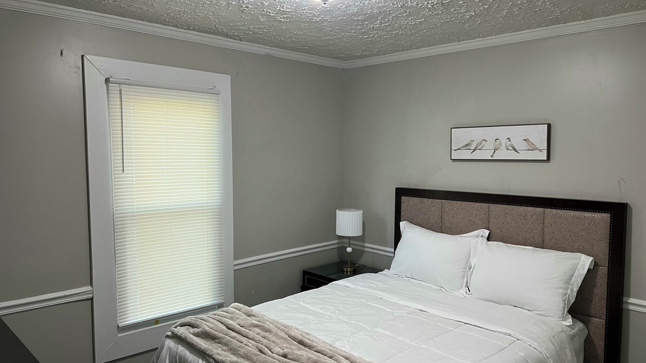 Photo of Bedroom in Forsyth