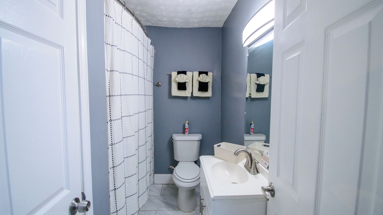 Photo of Bathroom in Church Street