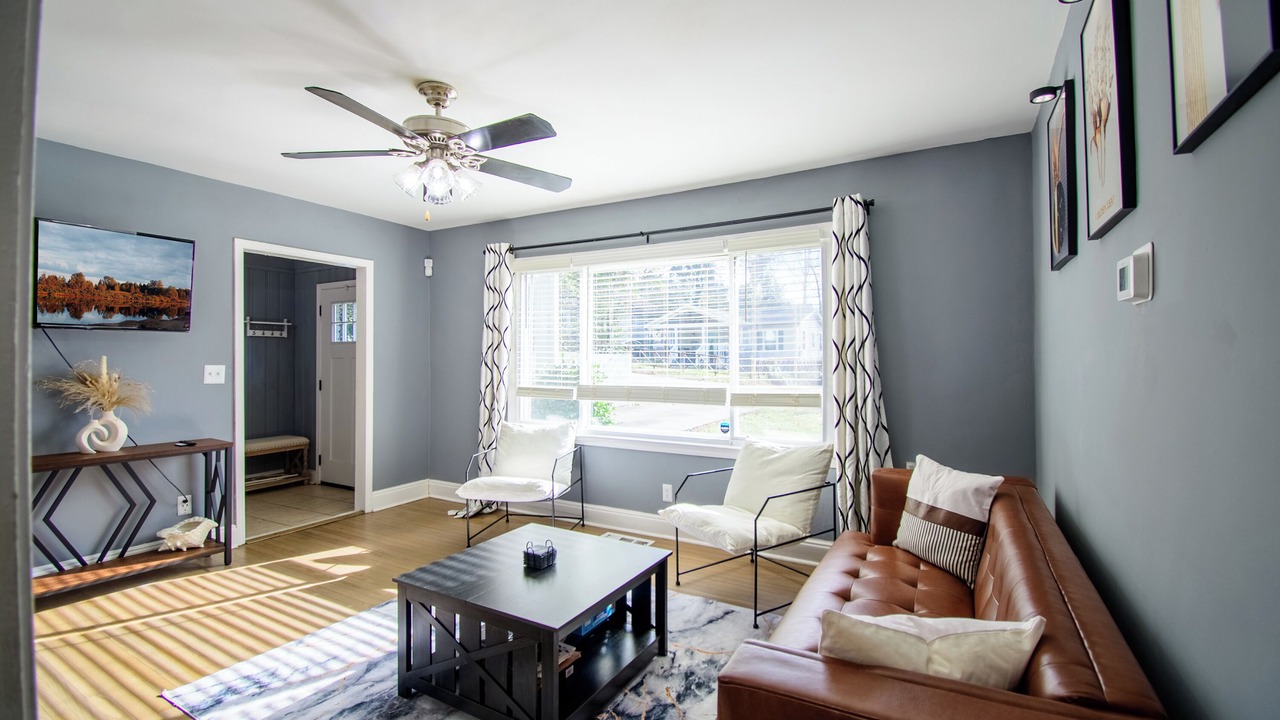 Photo of Livingroom in Church Street