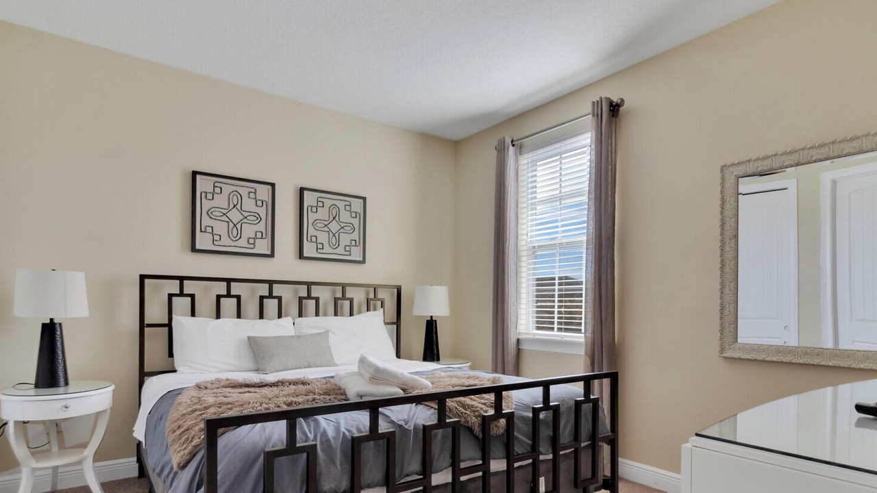 Photo of Bedroom in Davenport