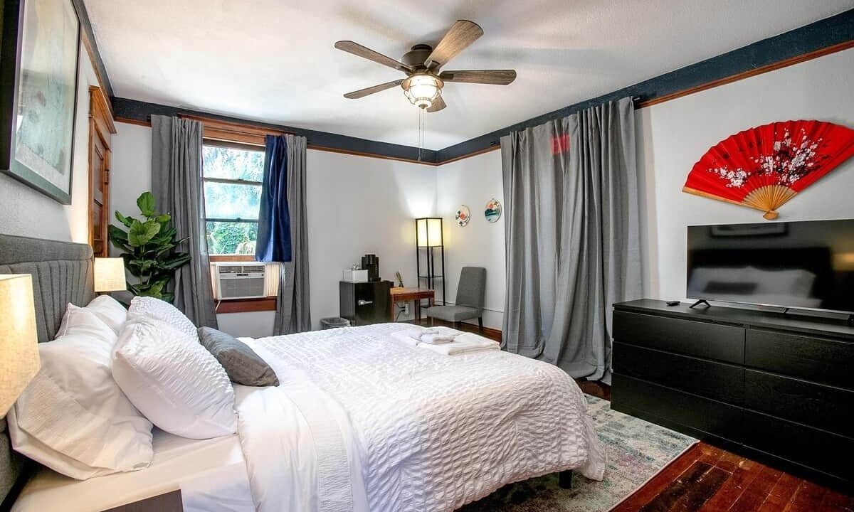 Photo of Bedroom in DeLand
