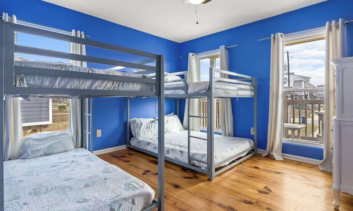 Photo of Bedroom in Dauphin Island