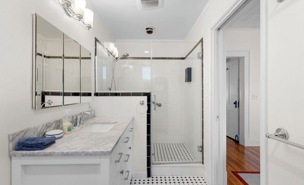 Photo of Bathroom in Mount Dora