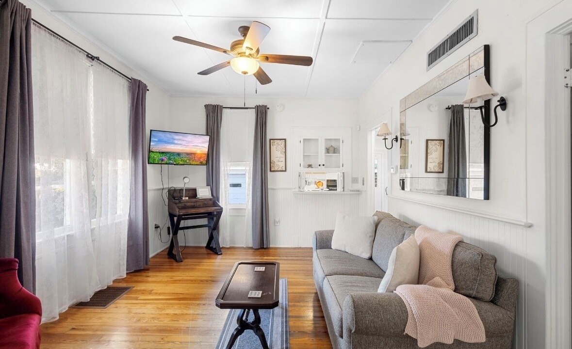 Photo of Bedroom in Mount Dora