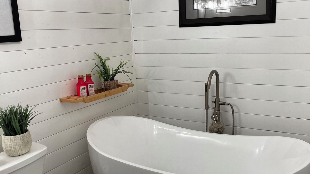 Photo of Bathroom in Lowndesboro