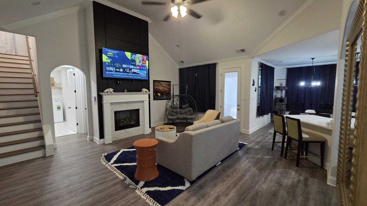 Photo of Livingroom in Red Banks