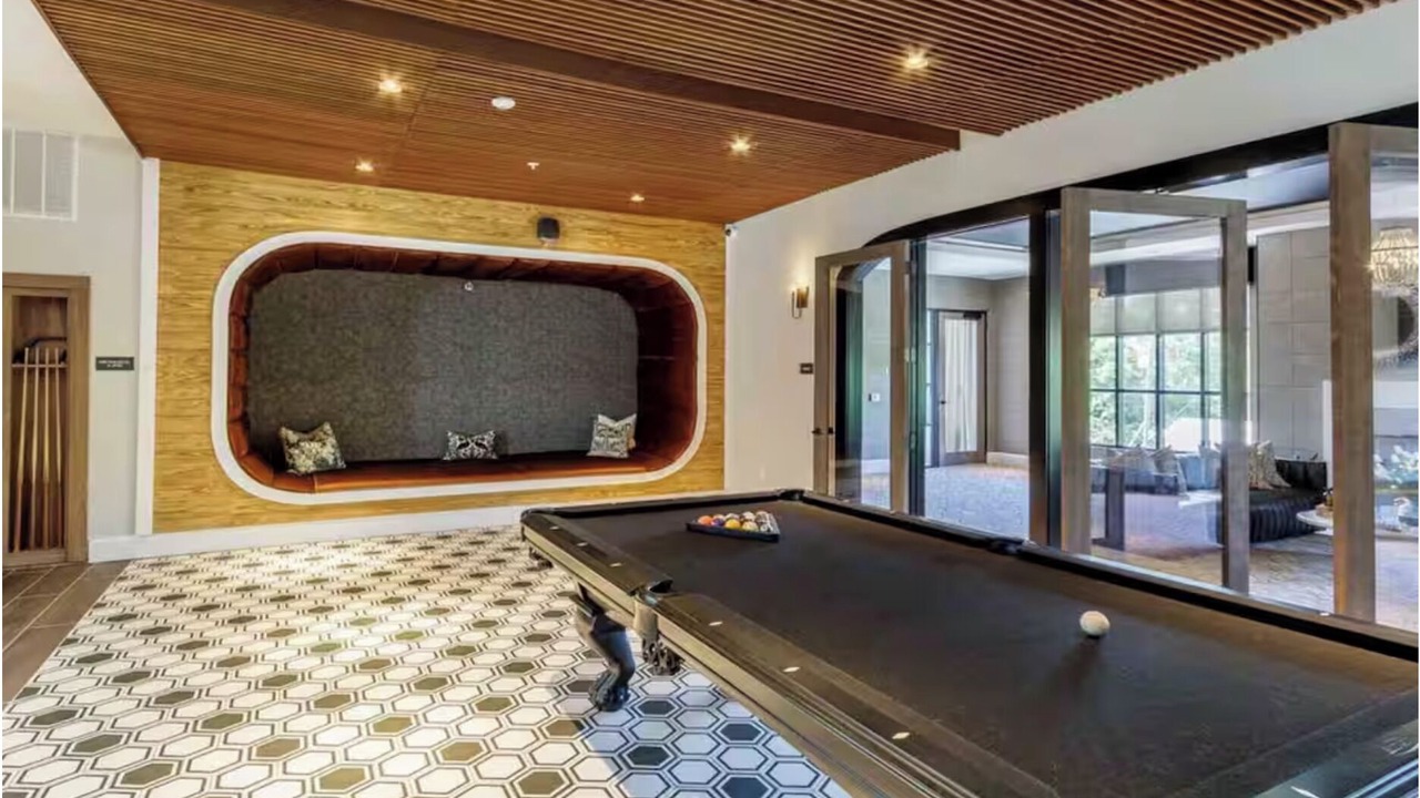Photo of Bedroom in Hitch Village - Fred Wessels Homes