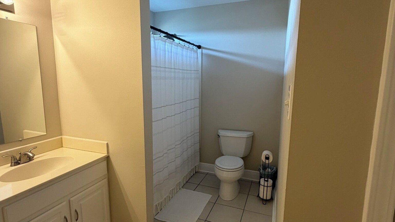 Photo of Bathroom in Destrehan