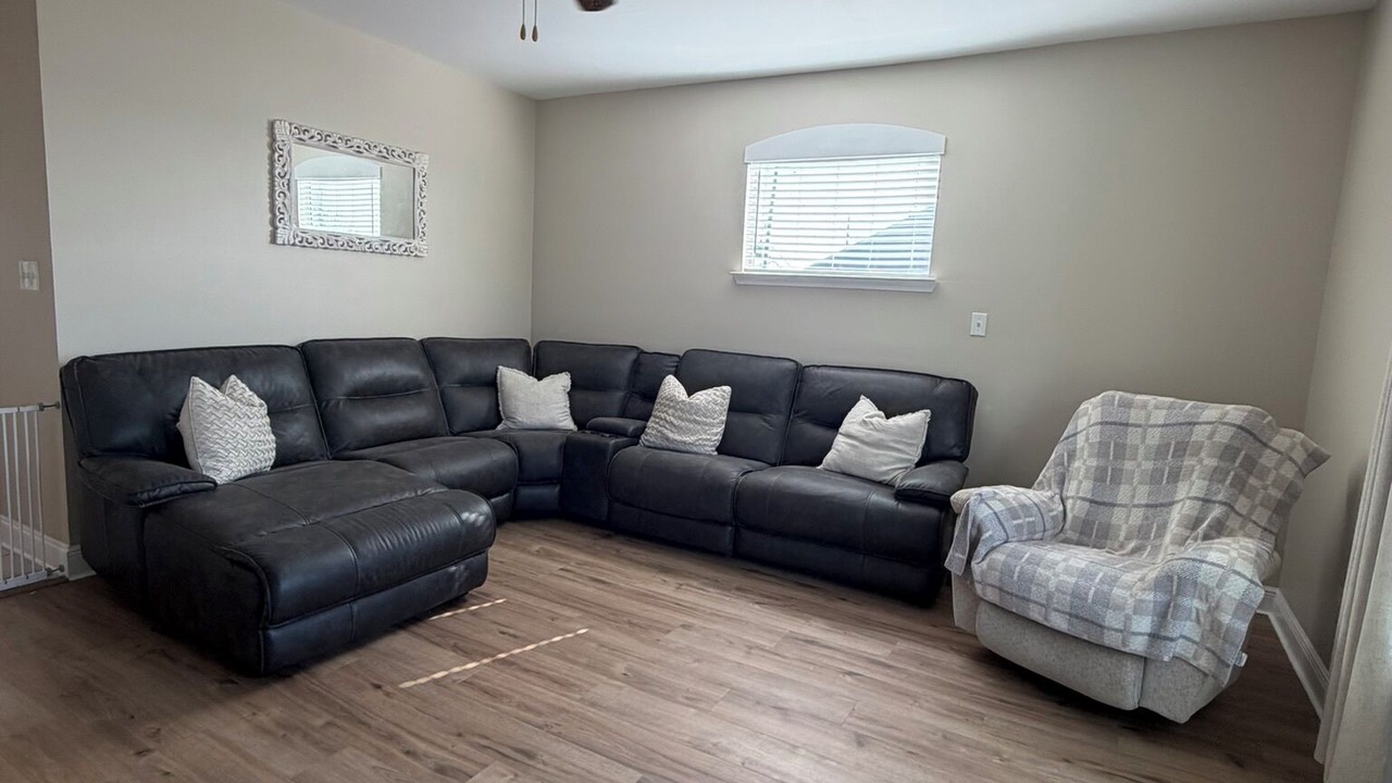 Photo of Livingroom in Destrehan