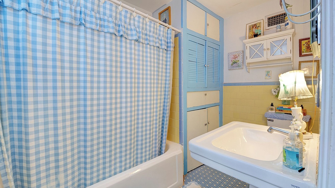 Photo of Bathroom in Metairie