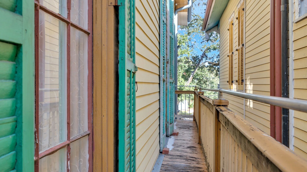 Photo of Patio Balcony in Esplanade Ridge