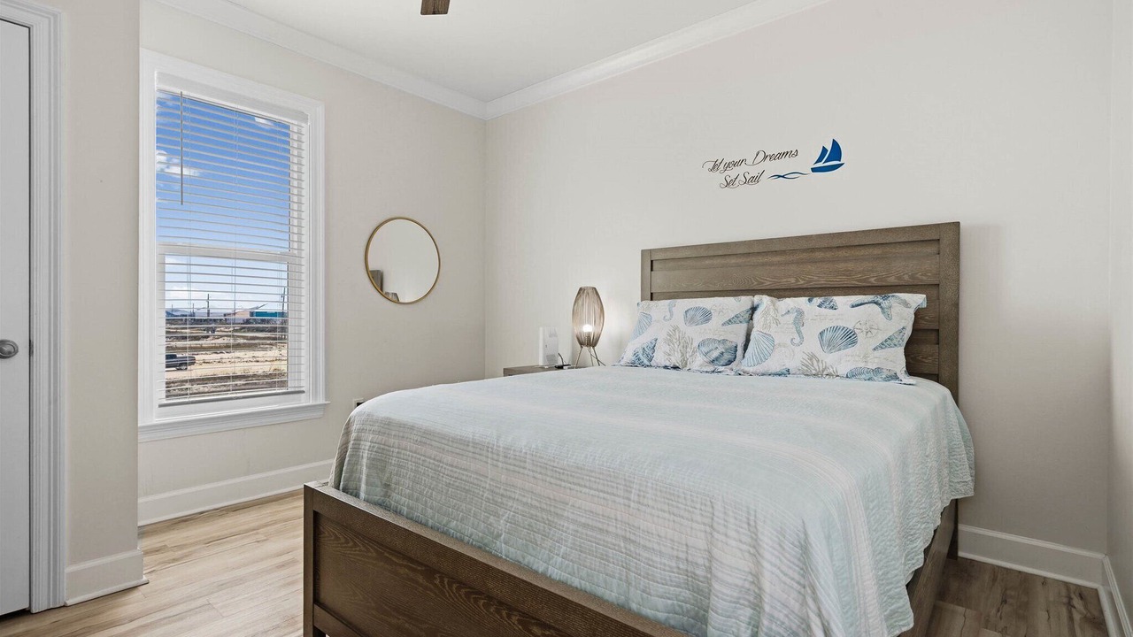 Photo of Bedroom in Dauphin Island