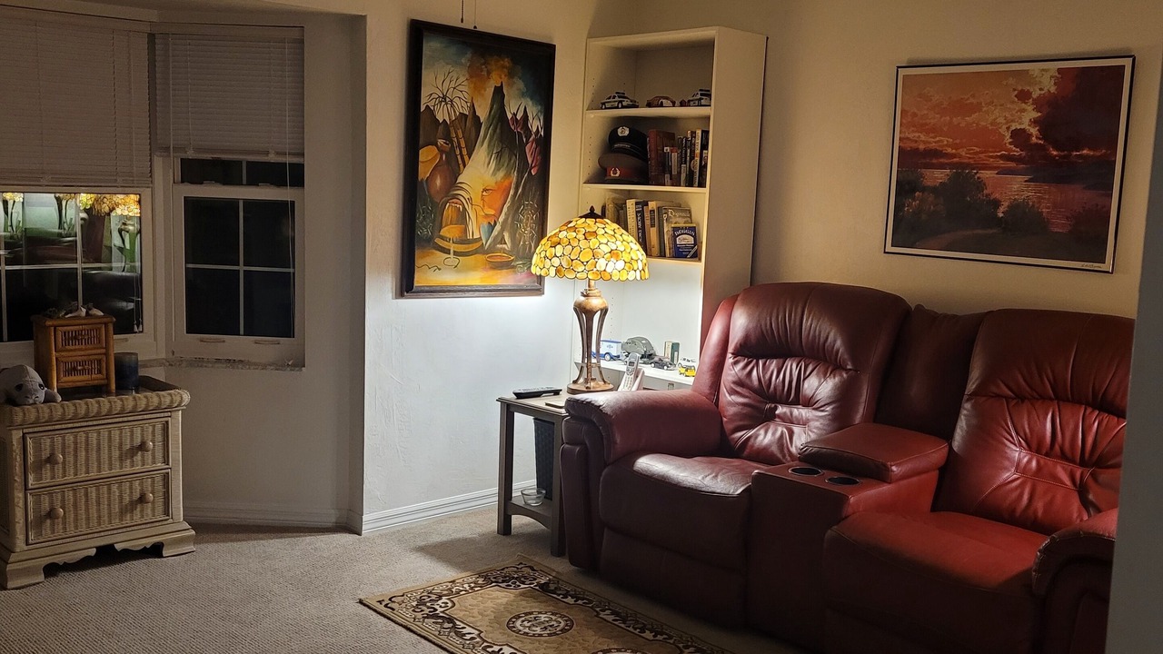 Photo of Livingroom in Sandpiper Forest